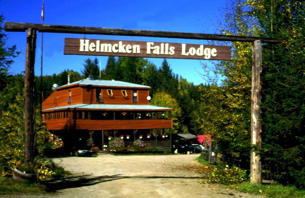 Helmcken Falls Lodge Cabin Rooms And Rv Park Клиъруотър Екстериор снимка
